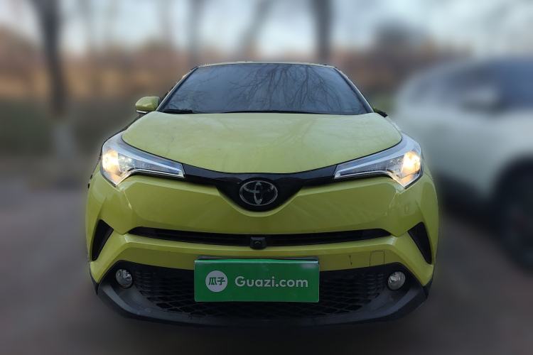 Used Toyota C-HR 2018 2.0L Leading Edition China V-standard Front