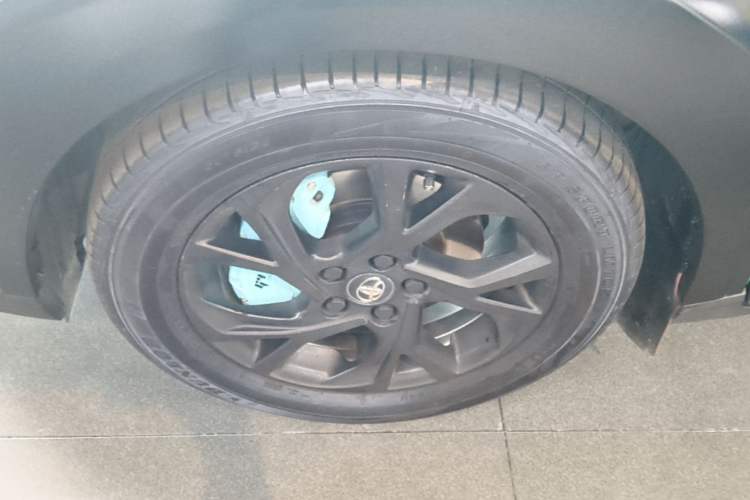 Used Toyota C-HR 2018 2.0L Leading Edition China VI Left Front Wheel Hub