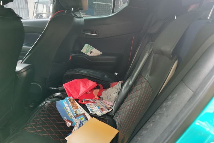 Used Toyota C-HR 2018 2.0L Leading Edition China VI Left Rear Seat