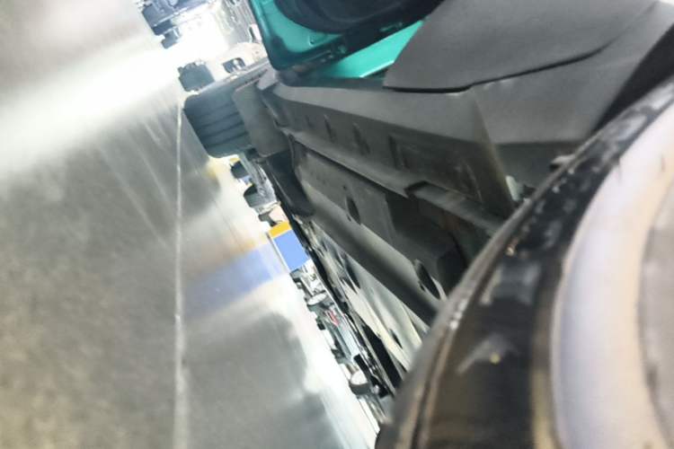Used Toyota C-HR 2018 2.0L Leading Edition China VI Left Side Sill