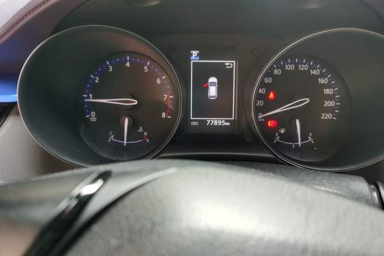 Used Toyota C-HR 2018 2.0L Leading Edition China VI Odometer Close Up