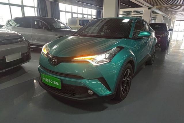 Used Toyota C-HR 2018 2.0L Luxury Edition China V Standard