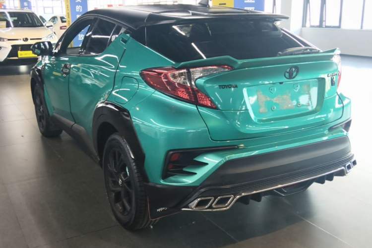 Used Toyota C-HR 2018 2.0L Leading Edition China VI Rear Left 45 Deg