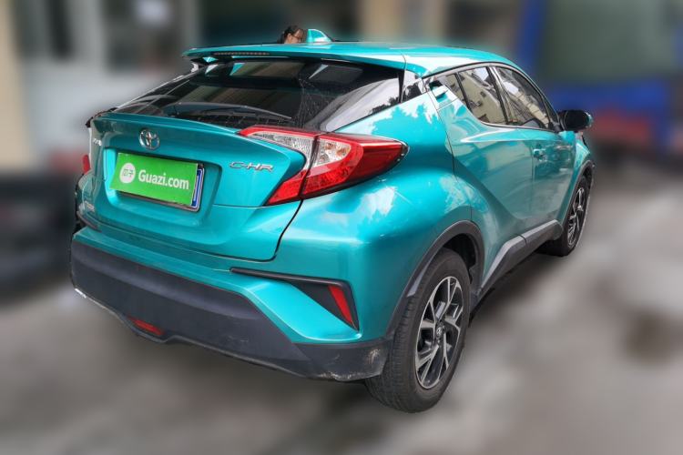 Used Toyota C-HR 2018 2.0L Leading Edition China VI Rear Right 45 Deg
