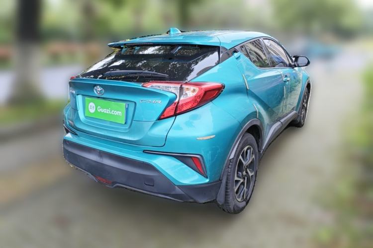 Used Toyota C-HR 2018 2.0L Leading with Sunroof China VI Standard Rear Right 45 Deg