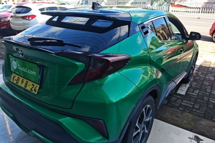 Used Toyota C-HR 2018 2.0L Leading Edition China V-standard Rear Right 45 Deg