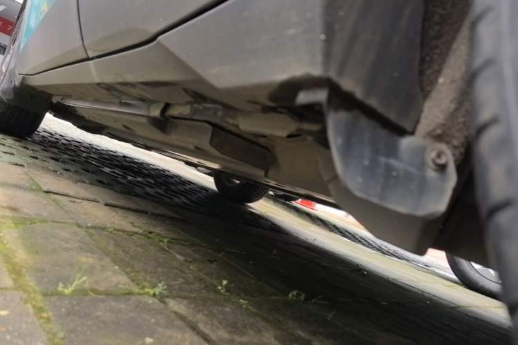 Used Toyota C-HR 2018 2.0L Leading Edition China V-standard Chassis Rear Left