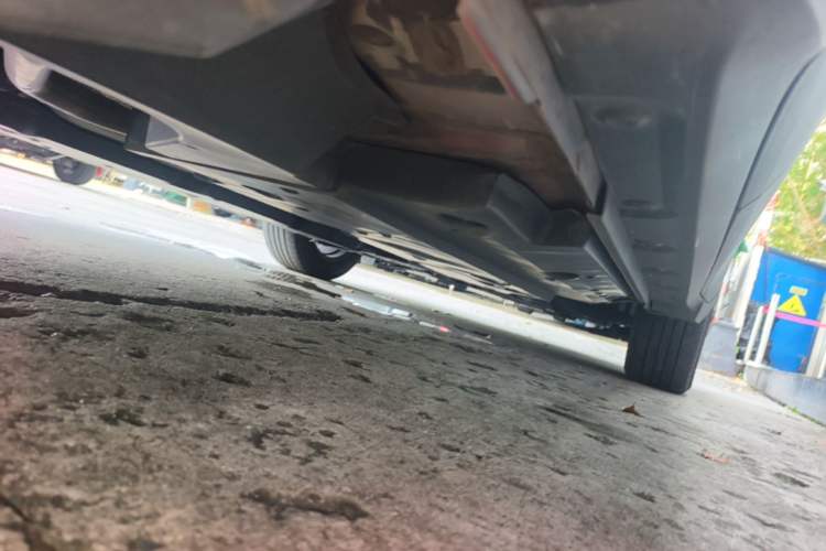 Used Toyota C-HR 2018 2.0L Leading with Sunroof China VI Standard Chassis Rear Right