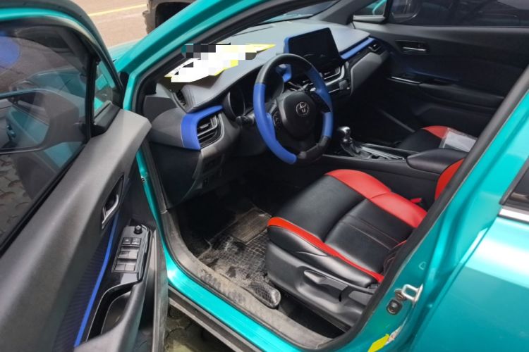Used Toyota C-HR 2018 2.0L Leading Edition China V-standard Driver Seat
