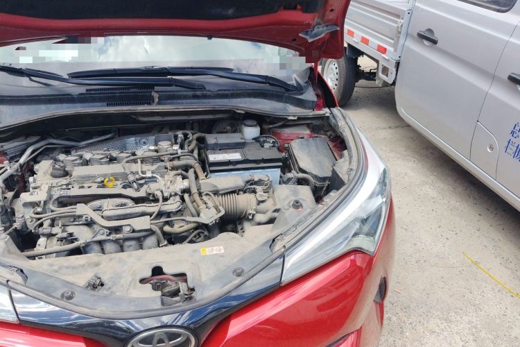 Used Toyota C-HR 2018 2.0L Flagship Version China V Standard Engine Bay Left