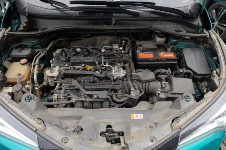 Used Toyota C-HR 2018 2.0L Leading Edition China V-standard Engine Bay