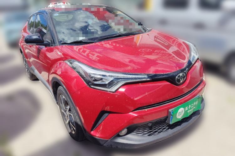 Used Toyota C-HR 2018 2.0L Flagship Version China V Standard Front Right 45 Deg