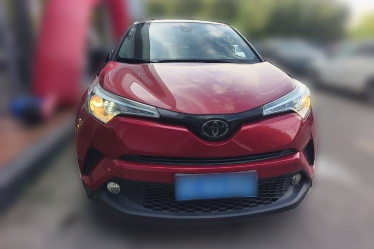 Used Toyota C-HR 2018 2.0L Leading with Sunroof China VI Standard Front