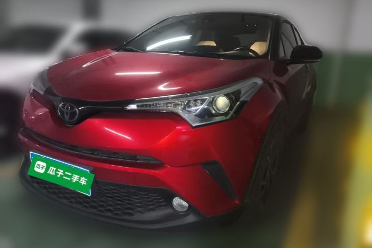 Used Toyota C-HR 2018 2.0L Leading with Sunroof China VI Standard Guazi used car, China used car export, Used car for sale, Used  cars, Cheapest cars for sale