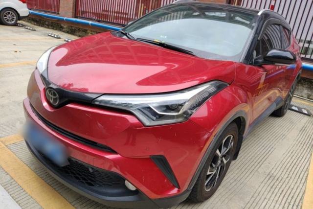 Used Toyota C-HR 2018 2.0L Luxury Sunroof Version China VI Standard