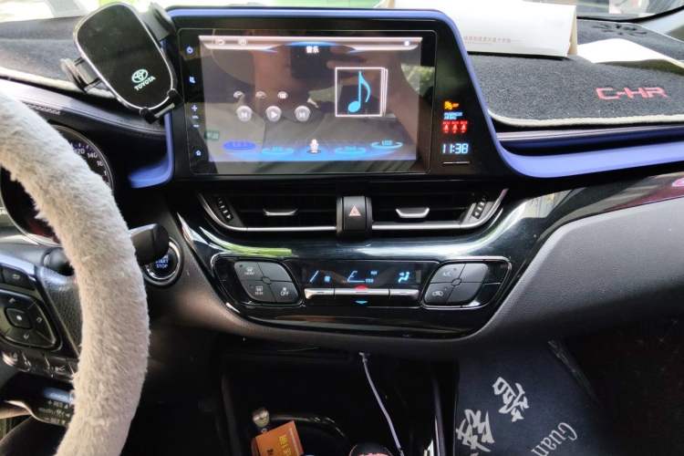 Used Toyota C-HR 2018 2.0L Leading Edition China V-standard Audio And AC Panel