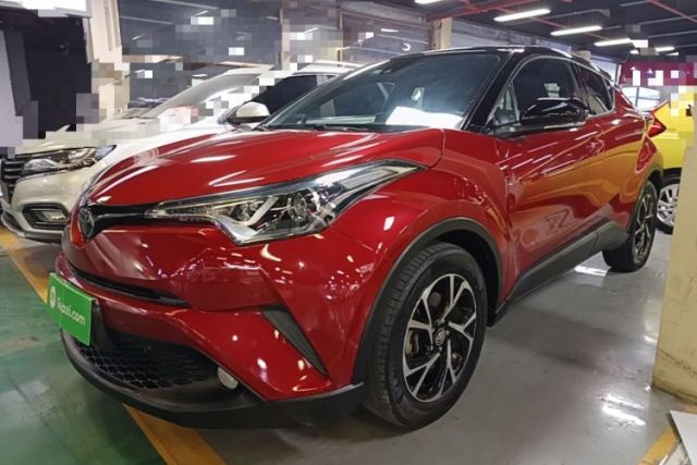 Used Toyota C-HR 2018 2.0L Leading with Sunroof China VI Standard