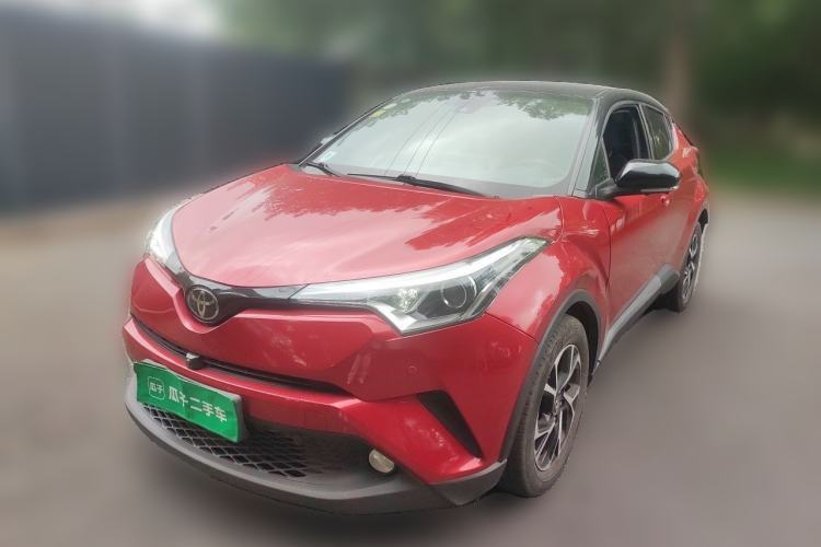 Used Toyota C-HR 2018 2.0L Leading Edition China V-standard Guazi used car, China used car export, Used car for sale, Used cars, Cheapest cars for sale