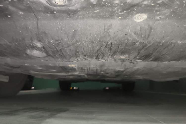 Used Toyota C-HR 2018 2.0L Leading with Sunroof China VI Standard Chassis Front