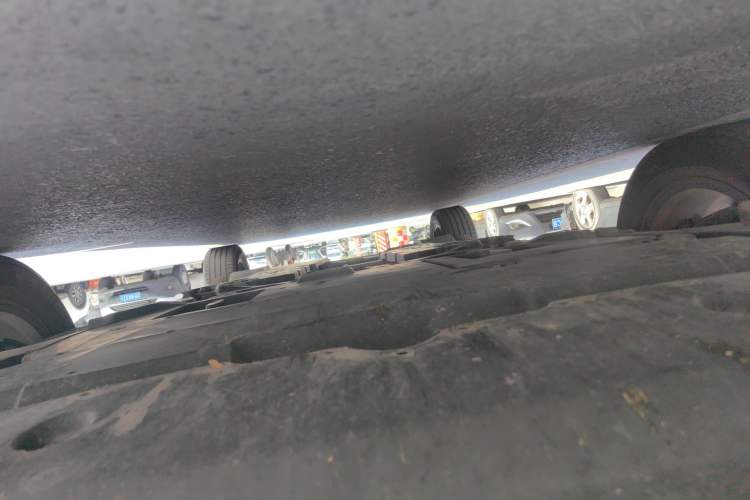 Used Toyota C-HR 2018 2.0L Leading with Sunroof China VI Standard Chassis Front