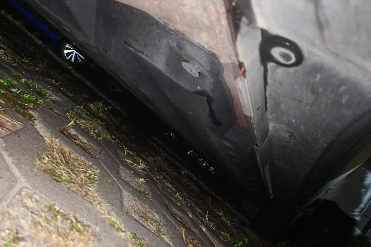 Used Toyota C-HR 2018 2.0L Leading Edition China VI Chassis Front Left