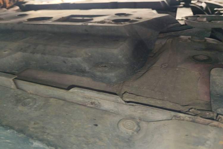 Used Toyota C-HR 2018 2.0L Flagship Sunroof Version China VI Standard Chassis Front Left