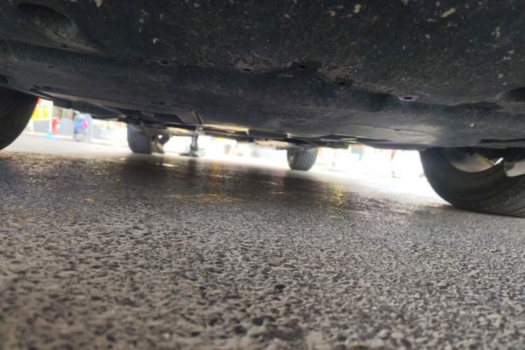 Used Toyota C-HR 2018 2.0L Leading with Sunroof China VI Standard Chassis Front