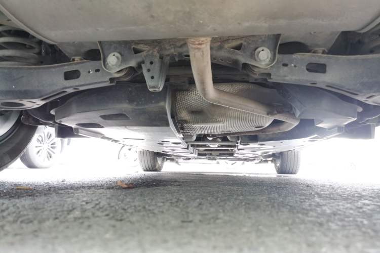 Used Toyota C-HR 2018 2.0L Leading with Sunroof China VI Standard Chassis Rear