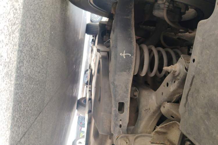Used Toyota C-HR 2018 2.0L Leading with Sunroof China VI Standard Chassis Rear