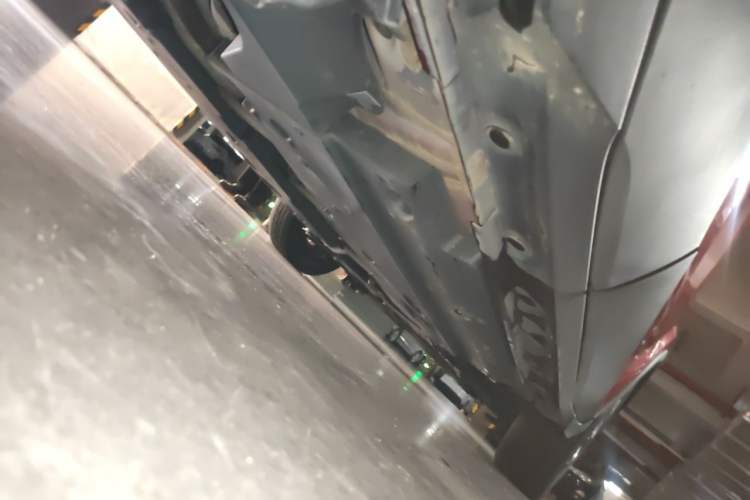 Used Toyota C-HR 2018 2.0L Leading with Sunroof China VI Standard Chassis Rear Right