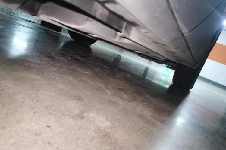Used Toyota C-HR 2018 2.0L Luxury Sunroof Version China VI Standard Chassis Rear Right