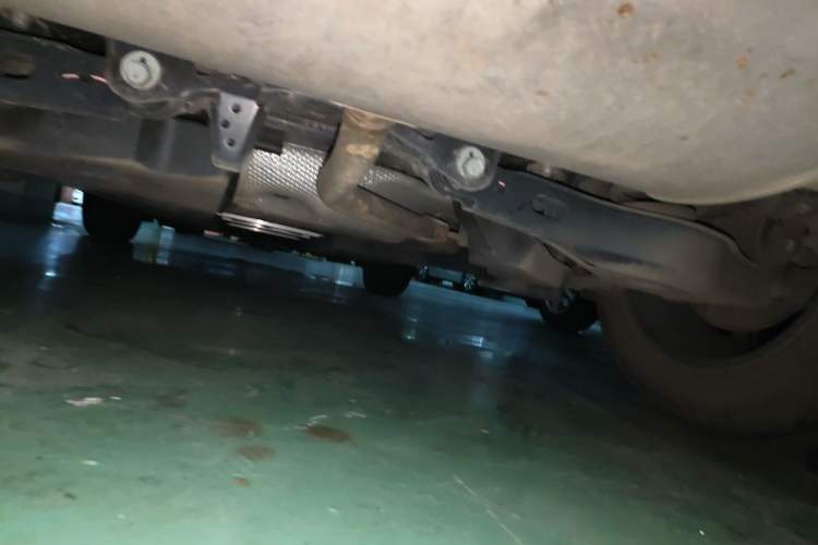 Used Toyota C-HR 2018 2.0L Leading with Sunroof China VI Standard Chassis Rear
