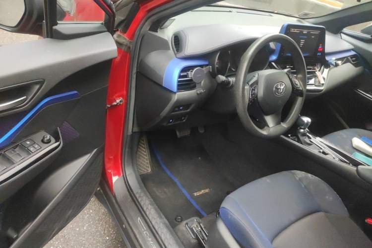 Used Toyota C-HR 2018 2.0L Leading Edition China V-standard Driver Seat