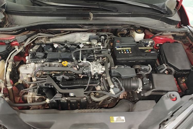 Used Toyota C-HR 2018 2.0L Luxury Edition China VI Standard Engine Bay