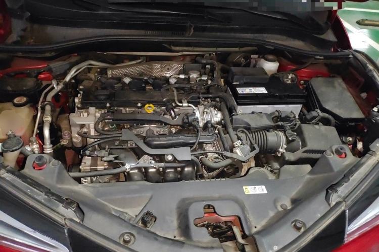 Used Toyota C-HR 2018 2.0L Leading Edition China VI Engine Bay