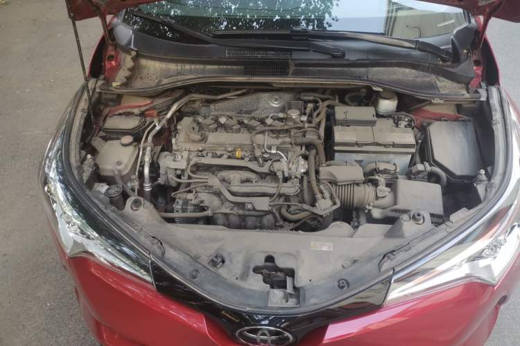 Used Toyota C-HR 2018 2.0L Leading Edition China VI Engine Bay