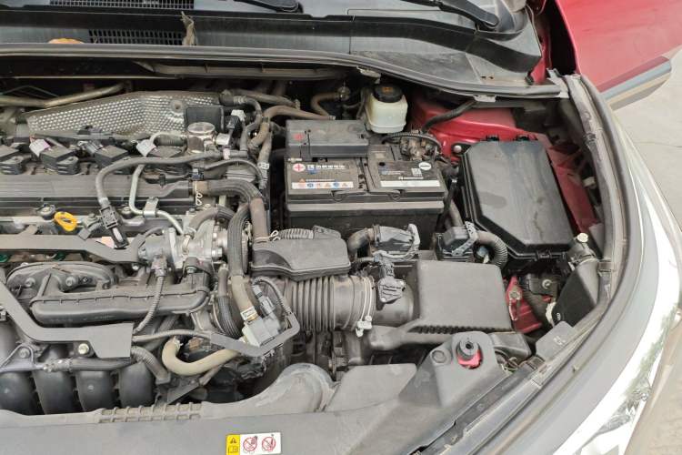 Used Toyota C-HR 2018 2.0L Leading Edition China V-standard Engine Bay Left