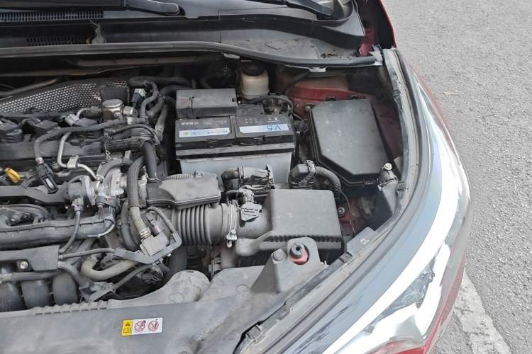 Used Toyota C-HR 2018 2.0L Leading Edition China V-standard Engine Bay Left