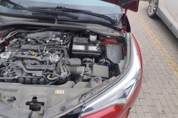 Used Toyota C-HR 2018 2.0L Luxury Edition China VI Standard Engine Bay Left