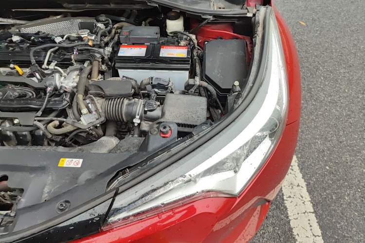 Used Toyota C-HR 2018 2.0L Leading Edition China VI Engine Bay Left