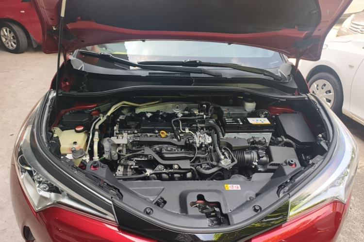 Used Toyota C-HR 2018 2.0L Leading Edition China V-standard Engine Bay