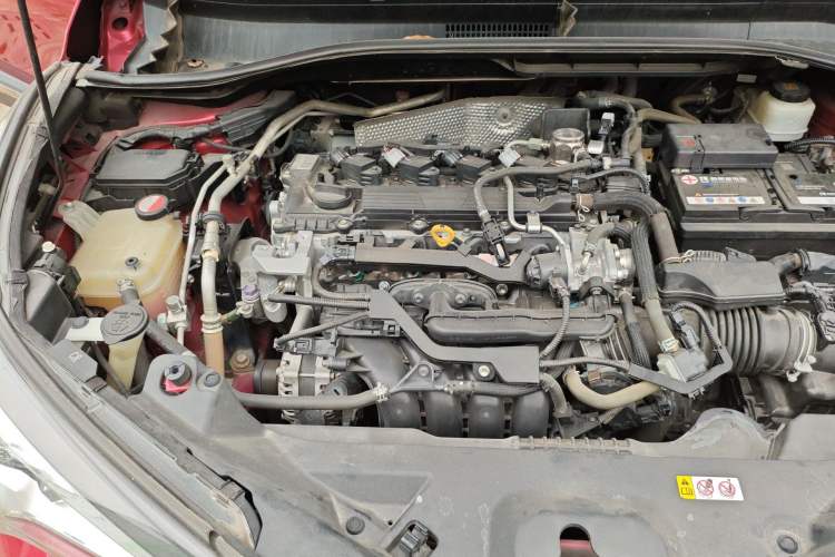 Used Toyota C-HR 2018 2.0L Leading Edition China V-standard Engine Bay Right