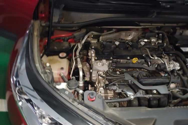 Used Toyota C-HR 2018 2.0L Leading Edition China VI Engine Bay Right