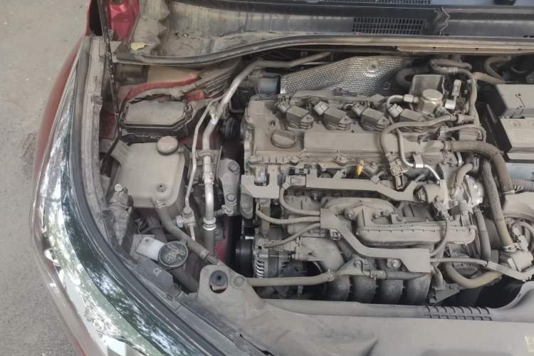 Used Toyota C-HR 2018 2.0L Leading Edition China VI Engine Bay Right