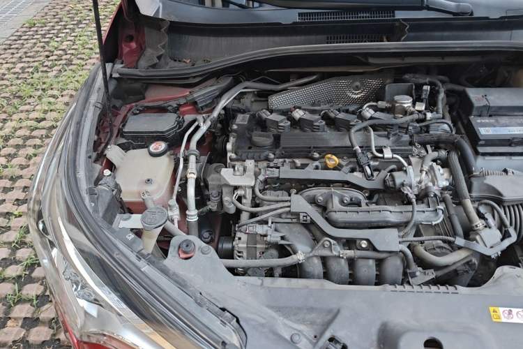 Used Toyota C-HR 2018 2.0L Leading Edition China V-standard Engine Bay Right