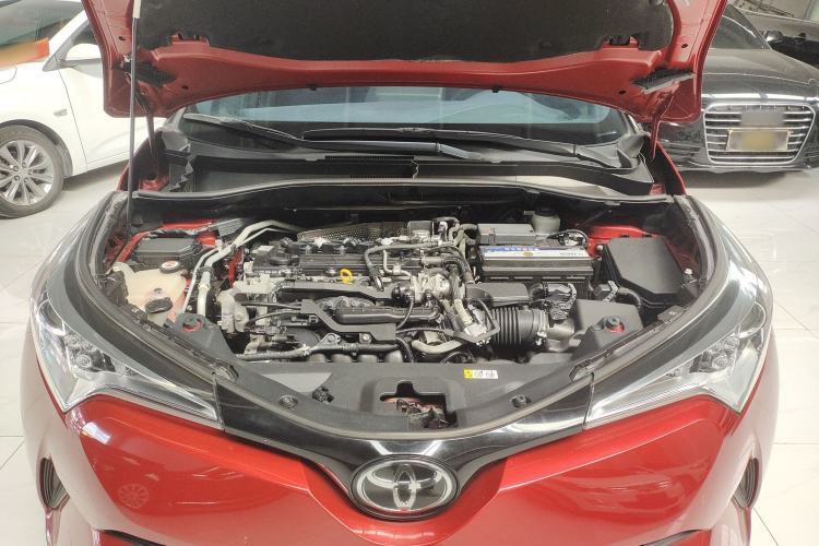 Used Toyota C-HR 2018 2.0L Leading Edition China VI Engine Bay