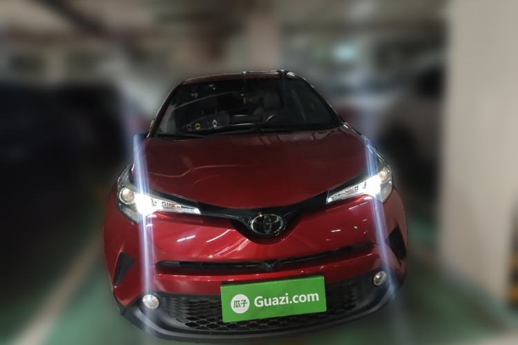 Used Toyota C-HR 2018 2.0L Leading with Sunroof China VI Standard Exterior 1
