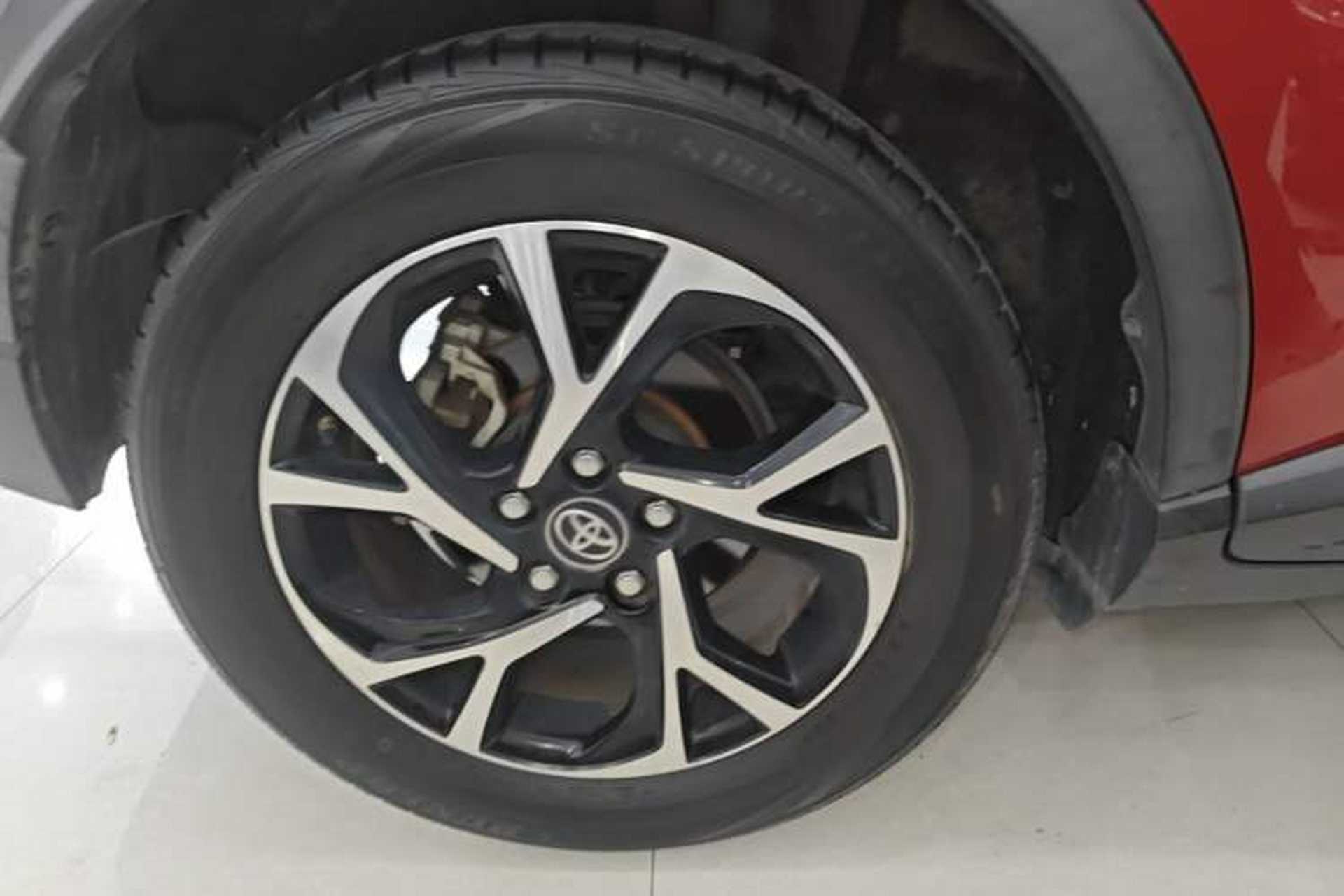 Used Toyota C-HR 2018 2.0L Leading Edition China VI Exterior 5