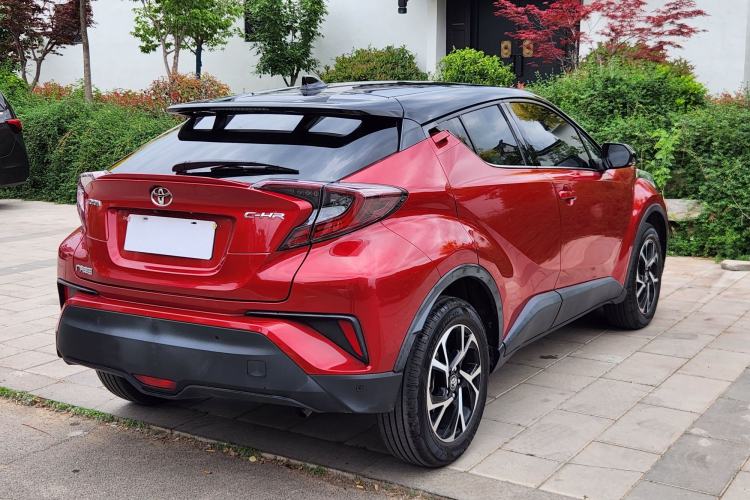 Used Toyota C-HR 2018 2.0L Luxury Sunroof Version China VI Standard Exterior 6