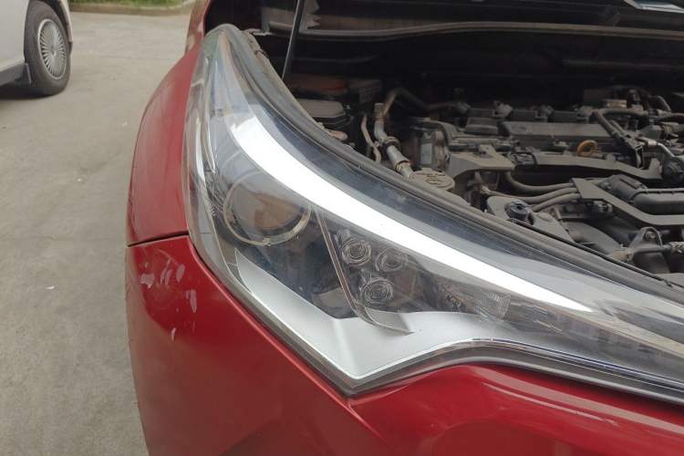Used Toyota C-HR 2018 2.0L Leading with Sunroof China VI Standard Exterior 6